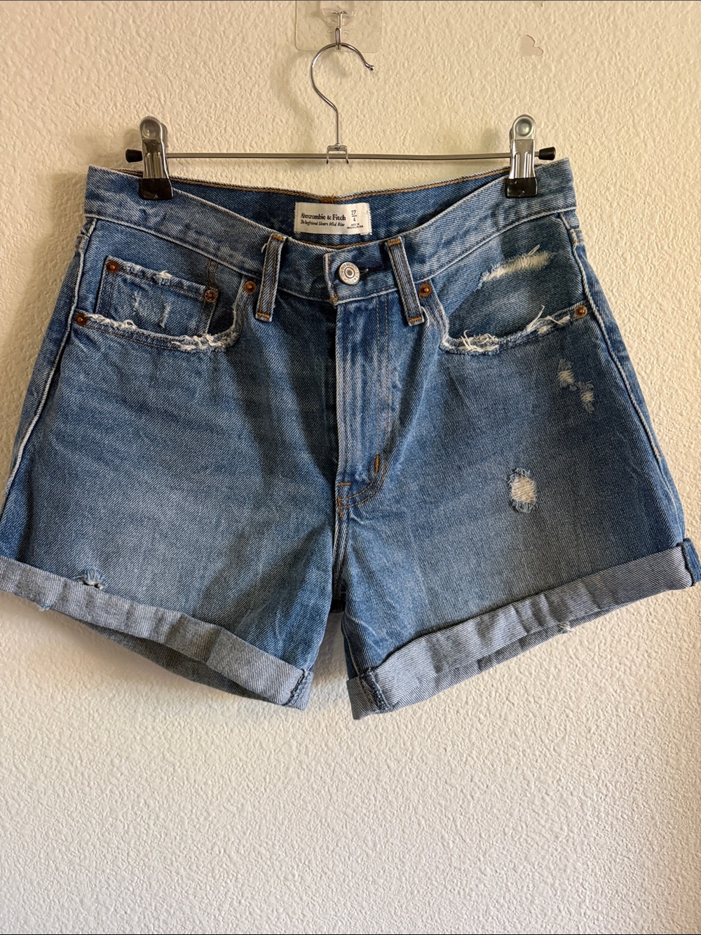 Abercrombie & Fitch The Boyfriend Short Mid Rise
